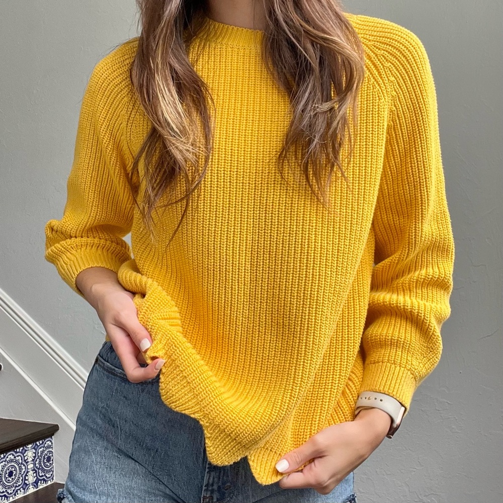 yellow Zara knit sweater